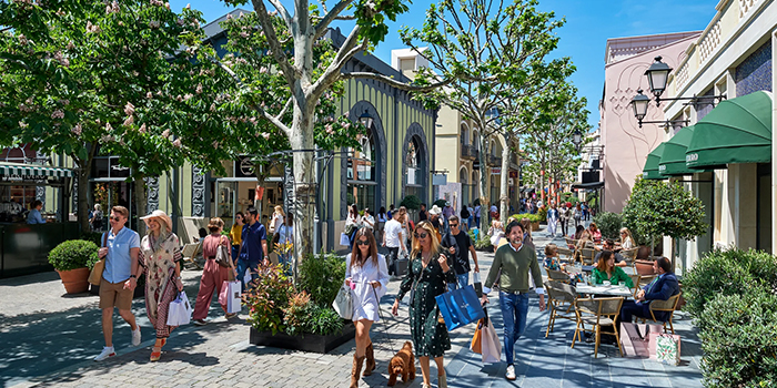 라스 로사스 빌리지 ( Las Rozas Village)