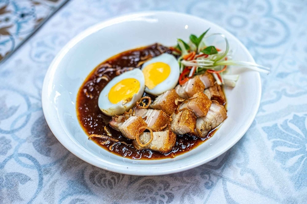 Morning Glory Signature_Crispy Roast Pork With Tamarind Sauce_menu_image